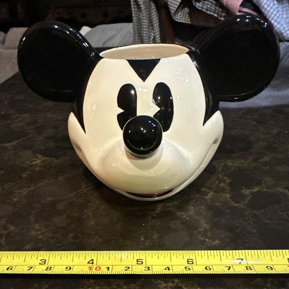 Disney Mickey Mouse 3D Sculpted Ceramic Coffee Mug Black White Head Shape 7.5in